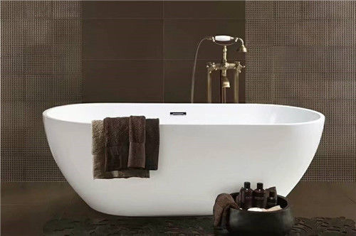 中国 簡単な現代アクリルのマッサージの浴槽/小さい立場のたらいだけ優秀な熱保持 サプライヤー